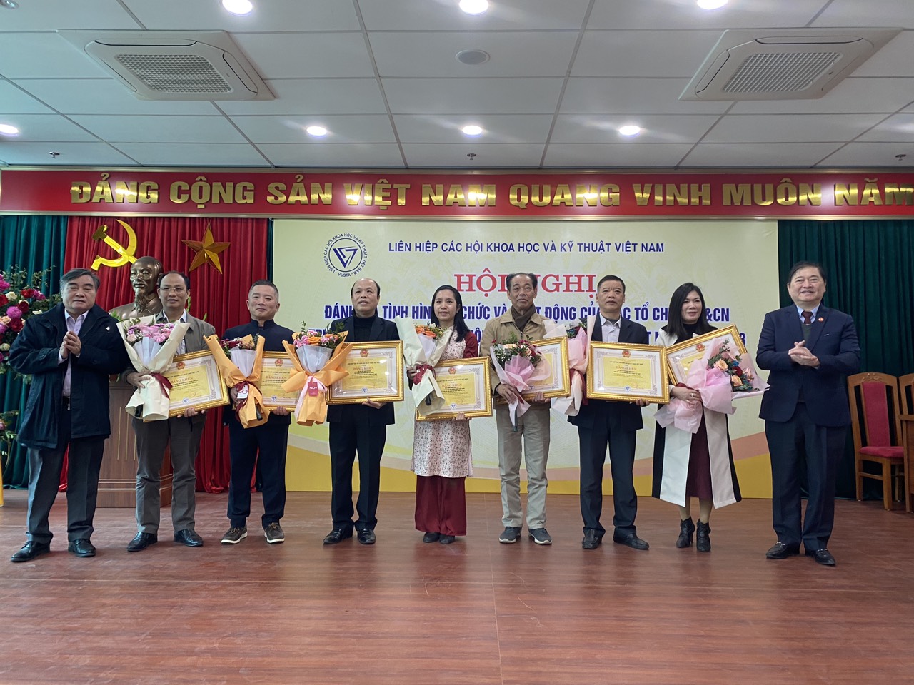 LHHVN tăng cường công tác chỉ đạo, định hướng hỗ trợ các tổ chức KH&CN trực thuộc